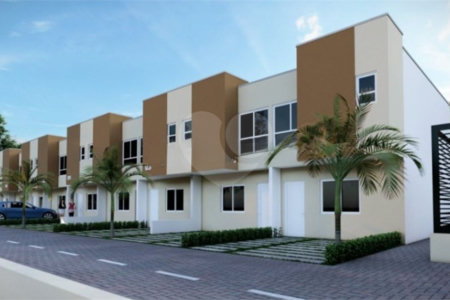 Casa à venda com 3 quartos, sendo 1 suíte, no condomínio Residencial Romã, Suzano - SP