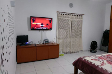 Sobrado à venda com 4 quartos, sendo 1 suíte, em Vila Rosália, Guarulhos, SP