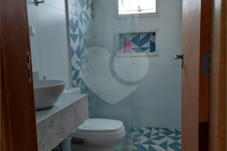 Casa à venda ou para alugar com 4 quartos, sendo 1 suíte, no condomínio Colinas de Inhandjara, Itupeva - SP