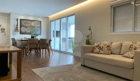 Apartamento à venda com 4 quartos, sendo 2 suítes,  em Jardim Caboré, São Paulo, SP