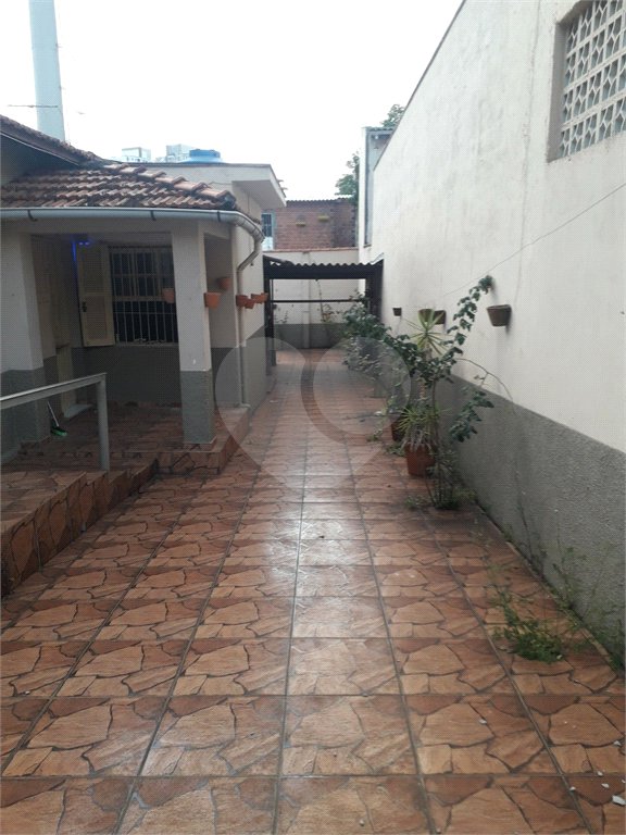 Casa Térrea à venda com 3 quartos em Jardim Nadir, São Paulo, SP