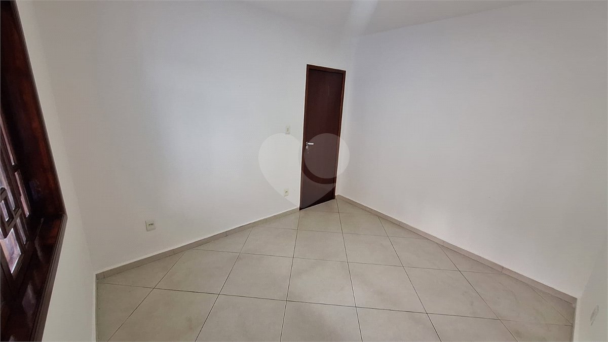 Casa Térrea à venda com 2 quartos, sendo 1 suíte, em Campo Grande, Rio de Janeiro, RJ