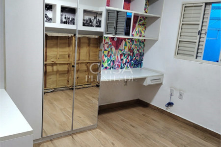 Casa Térrea à venda com 3 quartos, sendo 1 suíte,  em Jardim Rosália Alcolea, Sorocaba, SP
