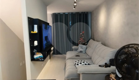 Casa à venda com 2 quartos, sendo 1 suíte,  no condomínio Tanque Velho, São Paulo - SP