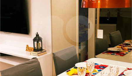 Apartamento à venda com 2 quartos em Vila Anastácio, São Paulo, SP