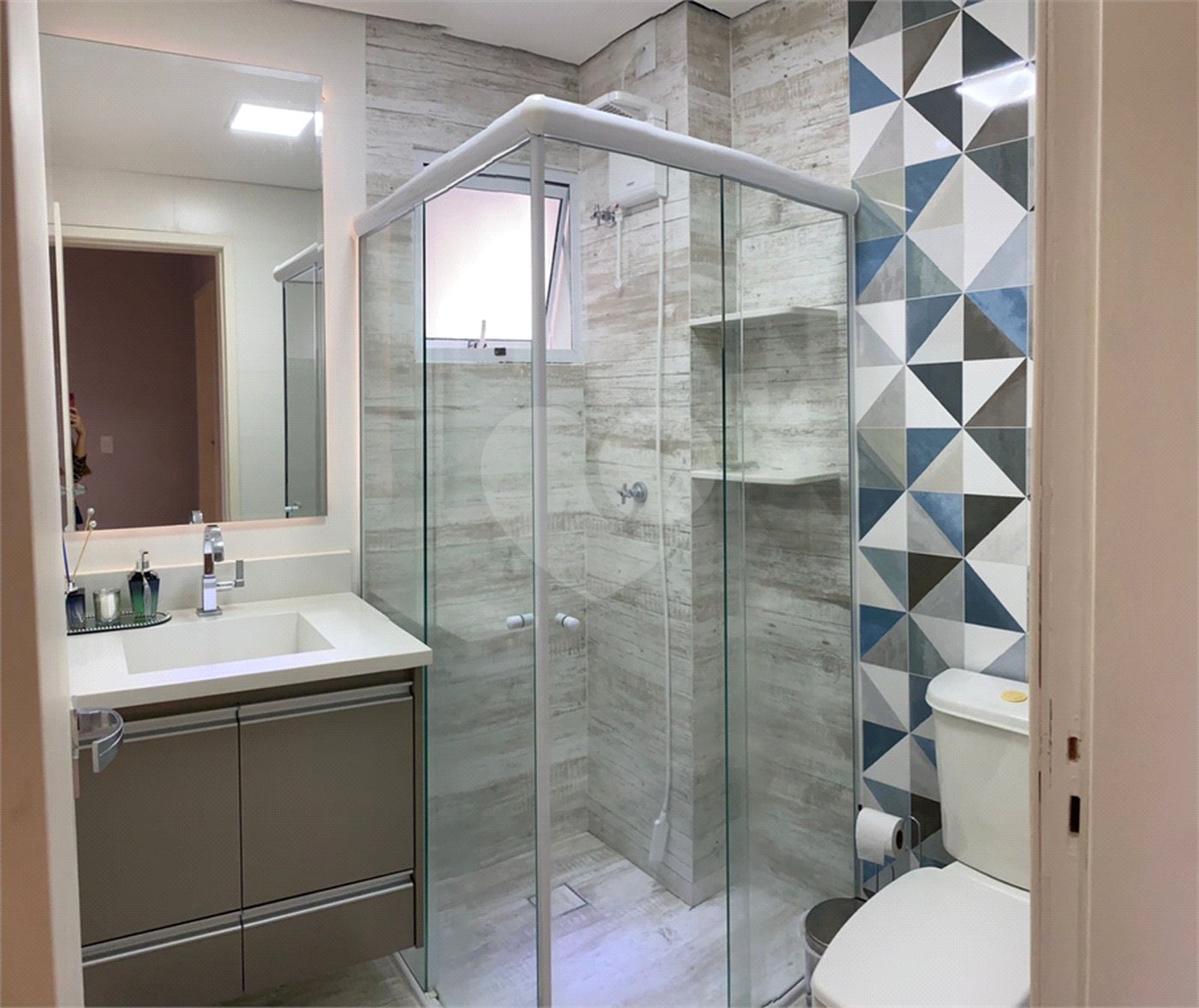 Apartamento à venda com 3 quartos, sendo 1 suíte, em Jardim Brogotá, Atibaia, SP
