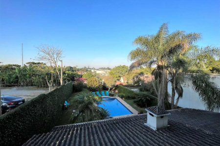 Casa à venda com 4 suítes em Vila Santo Antônio, Cotia, SP