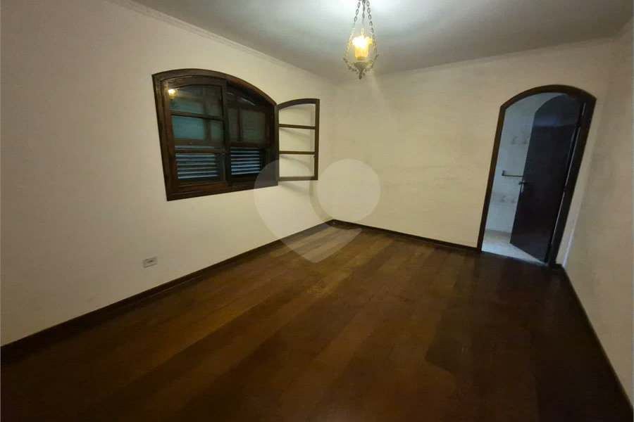 Sobrado à venda ou para alugar com 3 suítes em SERRA DA CANTAREIRA, Mairiporã, SP