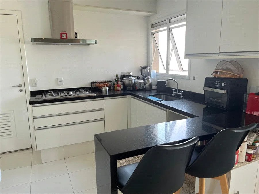 Apartamento à venda com 3 suítes em Jardim Monte Kemel, São Paulo, SP