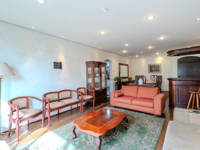 Apartamento à venda com 3 quartos, sendo 1 suíte,  em Granja Julieta, São Paulo, SP