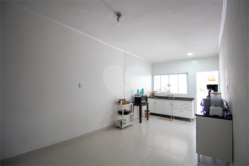 Casa Térrea à venda com 4 quartos, sendo 1 suíte, em Nova Mairinque, Mairinque, SP
