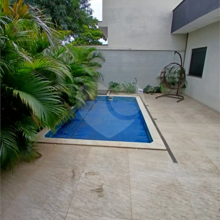 Casa à venda com 3 quartos, sendo 1 suíte, no condomínio Jardim, Sorocaba - SP