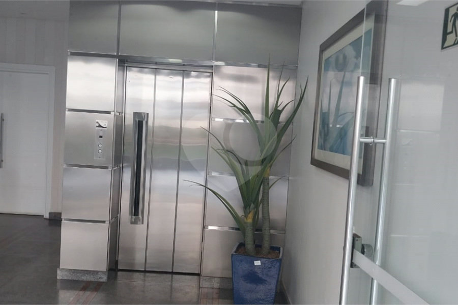 Apartamento à venda com 4 quartos, sendo 2 suítes, em Tombo, Guarujá, SP