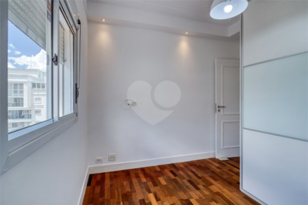 Cobertura à venda com 4 quartos, sendo 1 suíte, em Jardim Marajoara, São Paulo, SP