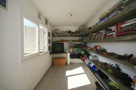 Casa à venda com 3 quartos, sendo 2 suítes,  em Vila Tramontano, São Paulo, SP
