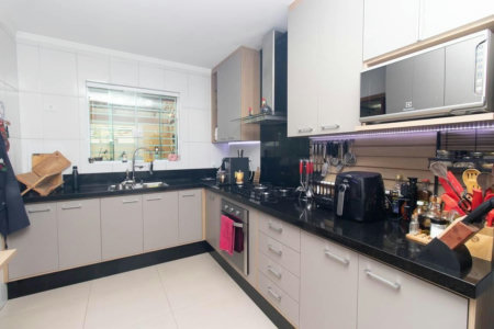 Casa com 2 dormitórios à venda, 100 m² por R$ 800.000,00 - Vila Medeiros - São Paulo/SP
