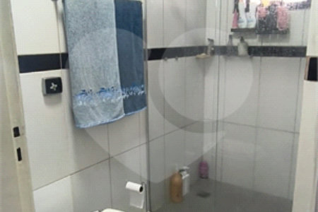 Sobrado à venda com 3 quartos, sendo 1 suíte, em Vila Libanesa, São Paulo, SP