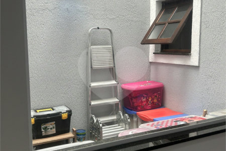 Sobrado à venda com 3 quartos, sendo 1 suíte,  em Vila Marari, São Paulo, SP