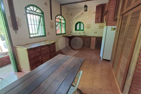 Chácara à venda com 3 quartos, sendo 1 suíte,  em Do Carmo (canguera), São Roque, SP