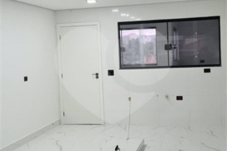 Sobrado à venda com 3 suítes em Vila São Geraldo, São Paulo, SP