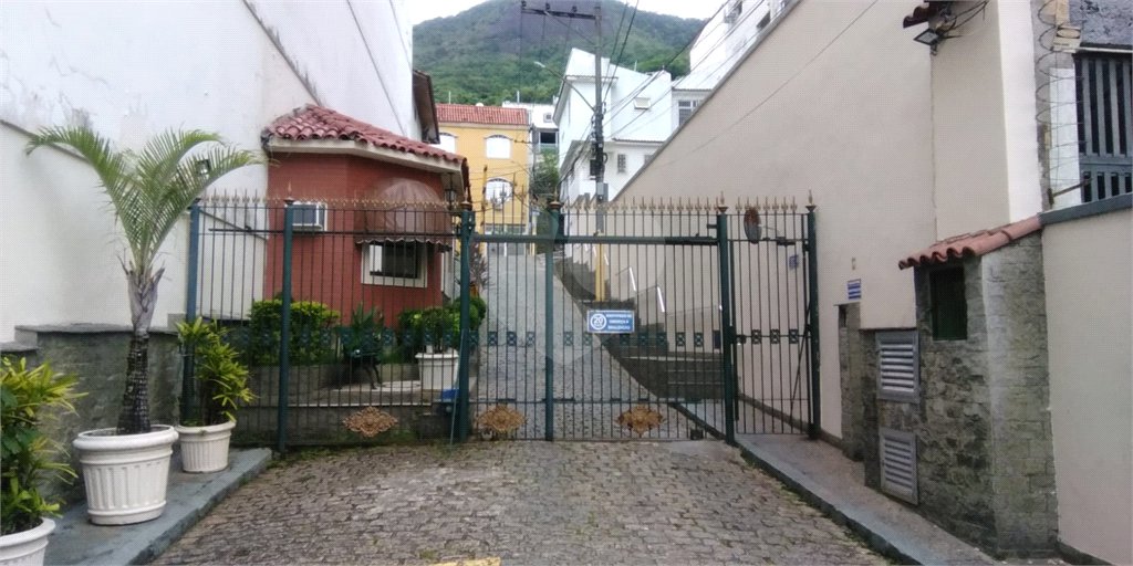Casa à venda com 4 quartos, sendo 1 suíte, no condomínio Residencial Bom Pastor (casa de Vila)., Rio de Janeiro - RJ