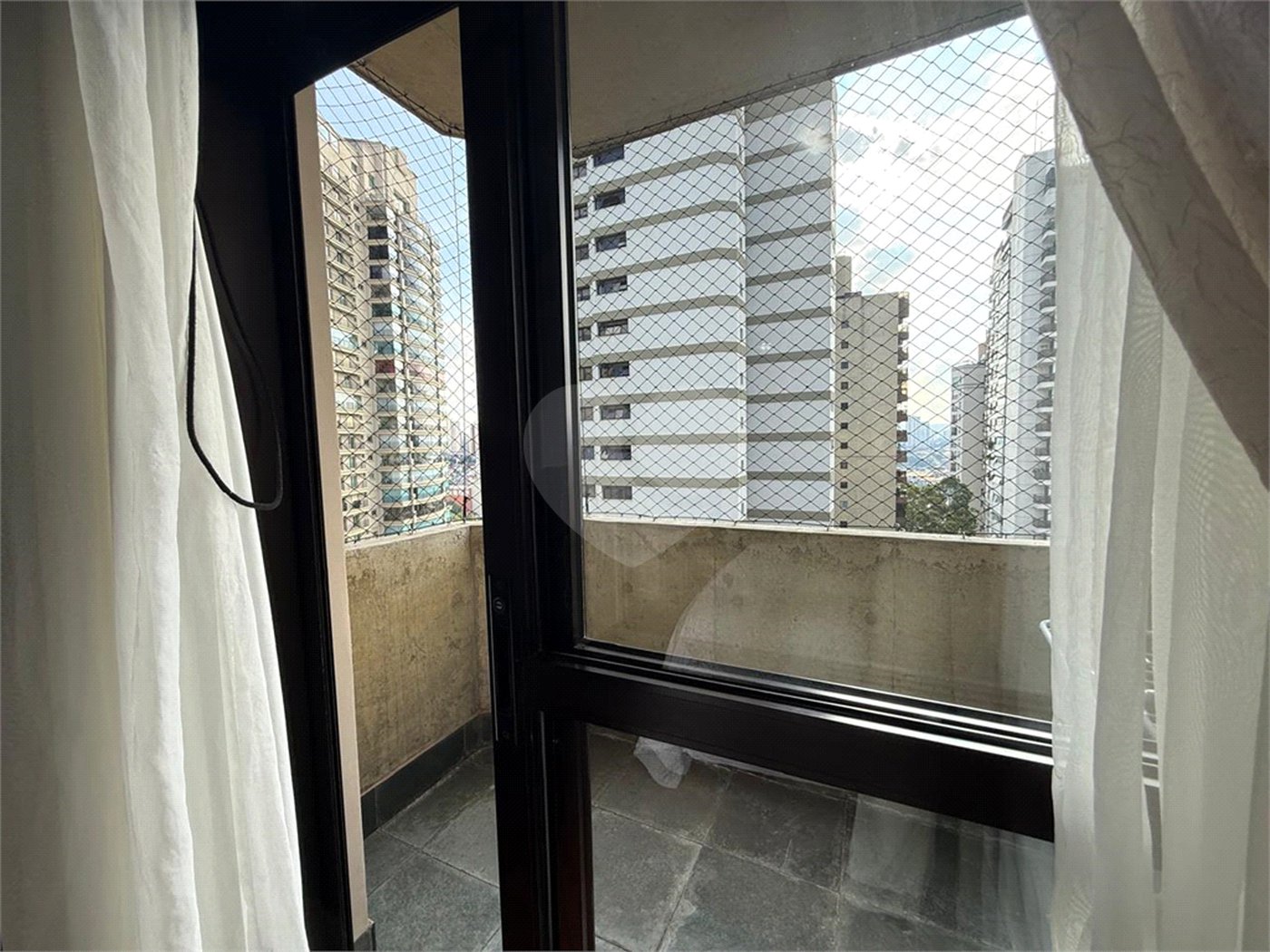 Apartamento à venda com 3 quartos, sendo 1 suíte, em Santana, São Paulo, SP