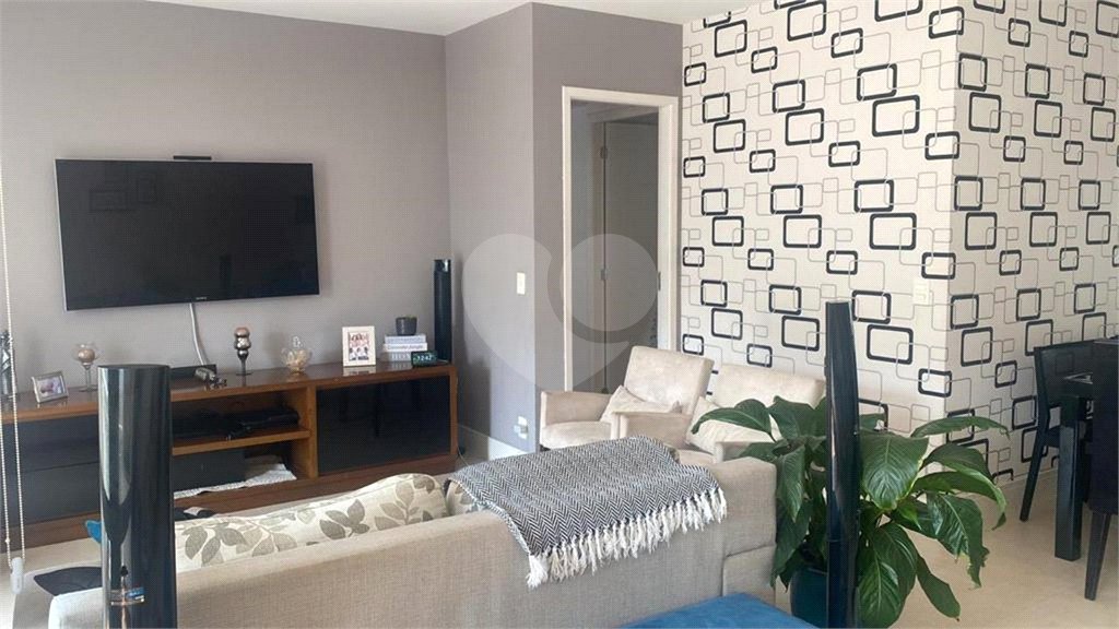 Apartamento à venda com 3 quartos, sendo 1 suíte, em Horto, São Paulo, SP