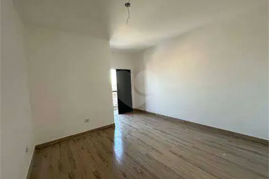 Sobrado à venda com 3 quartos, sendo 1 suíte, em Vila Bonilha, São Paulo, SP