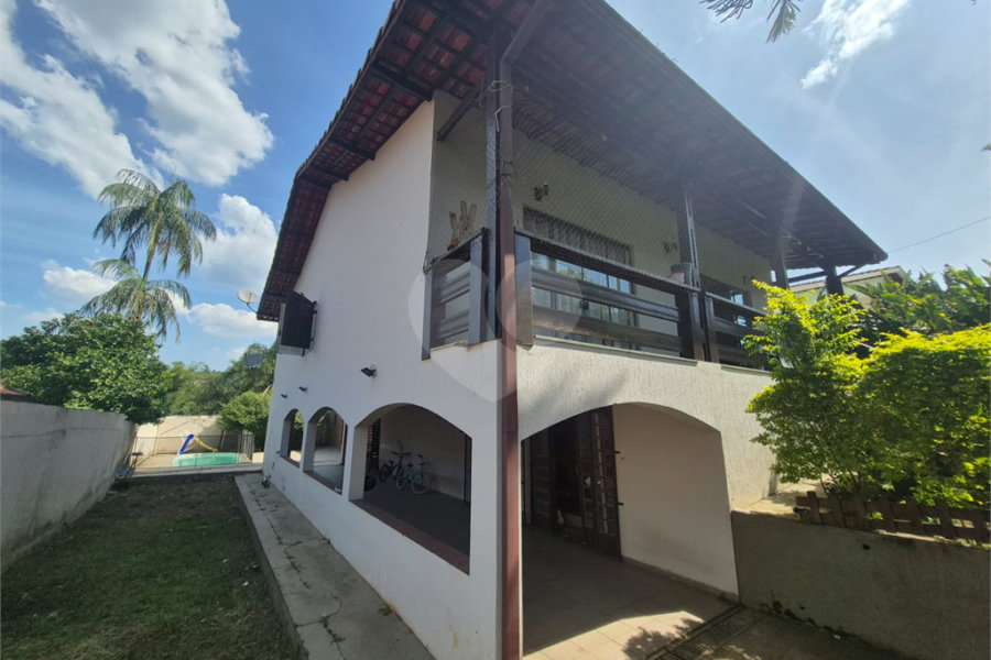 Casa à venda com 4 quartos, sendo 1 suíte, em Chácara Arantes, Mairiporã, SP