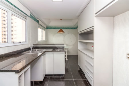 Apartamento à venda com 3 suítes em Alto da Boa Vista, São Paulo, SP