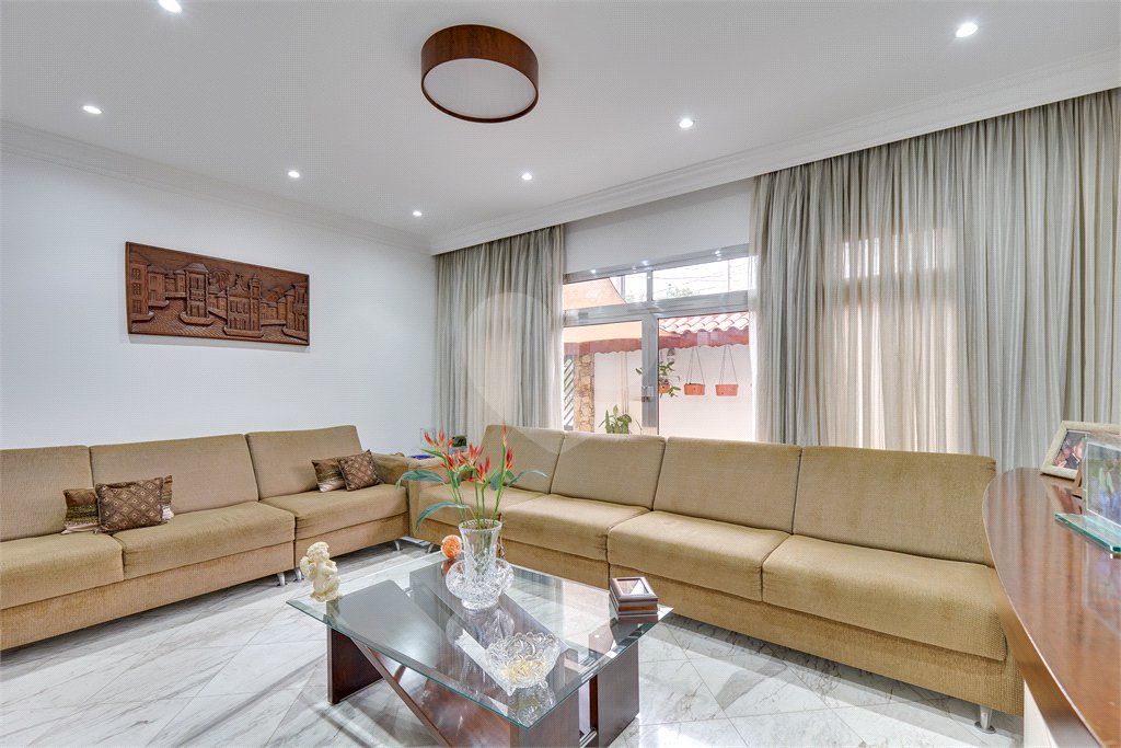 Casa à venda com 3 quartos em Campo Grande, São Paulo, SP