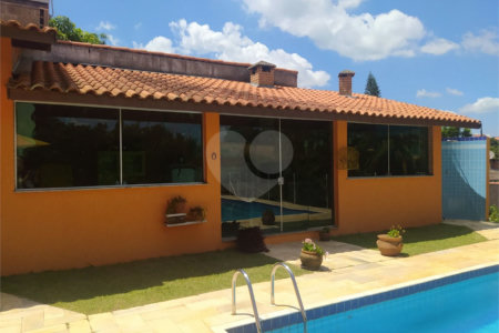Casa à venda com 3 suítes em Alto da Serra (mailasqui), São Roque, SP
