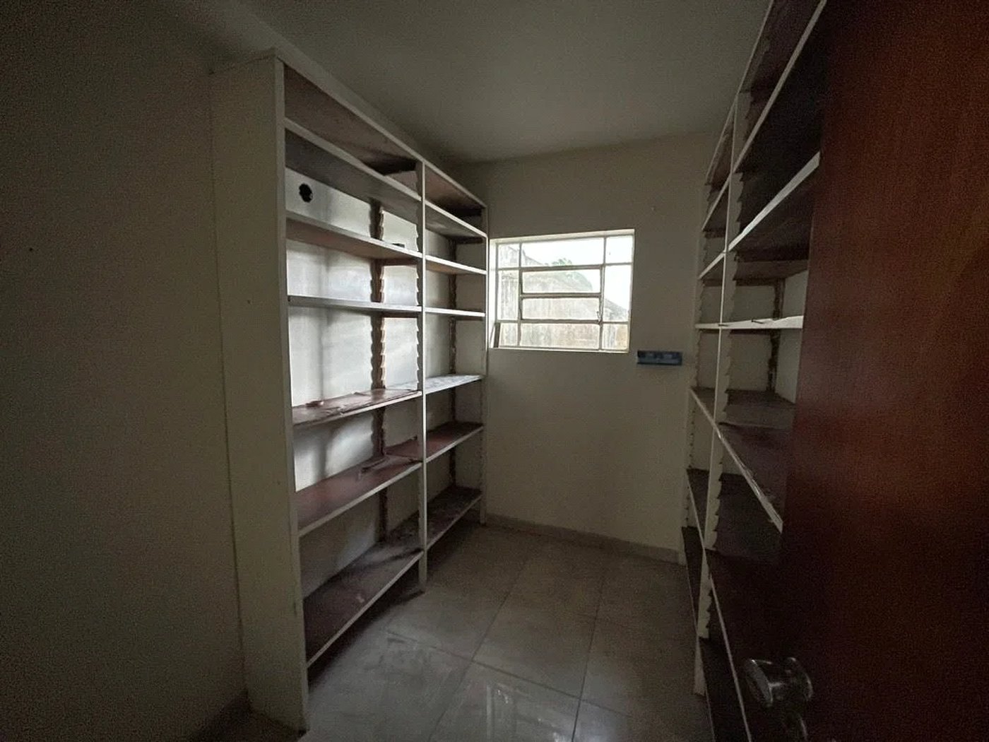 Sobrado à venda com 4 quartos, sendo 1 suíte, em Vila Inah, São Paulo, SP