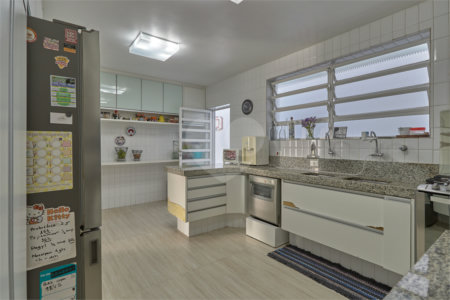 Casa à venda com 4 quartos, sendo 2 suítes, em Brooklin, São Paulo, SP