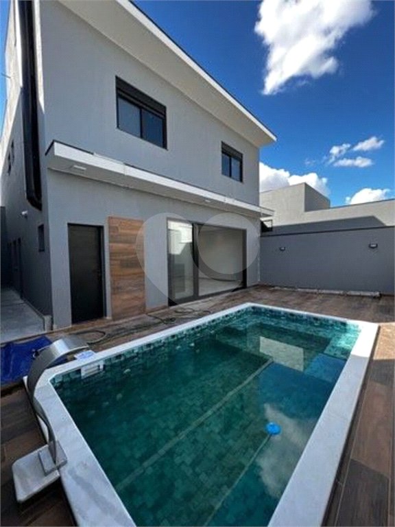 Casa à venda com 3 suítes no condomínio Vila do Bosque, Sorocaba - SP