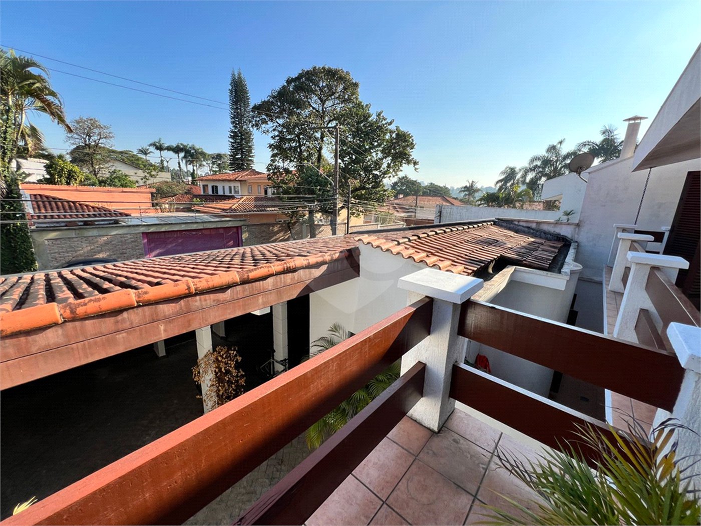 Casa à venda com 4 quartos, sendo 3 suítes, em Chácara Monte Alegre, São Paulo, SP