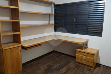 Casa à venda ou para alugar com 4 quartos, sendo 2 suítes, em Jardim Morumbi, Araraquara, SP