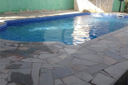 Chácara à venda com 8 quartos em Parque Piratininga, Itaquaquecetuba, SP