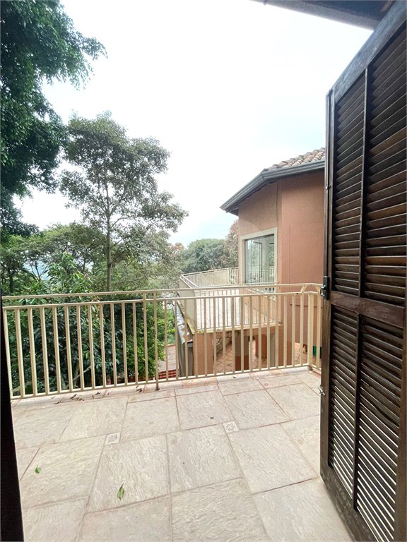 Casa à venda ou para alugar com 6 quartos, sendo 2 suítes, em Condomínio Portal dos Nobres, Atibaia, SP