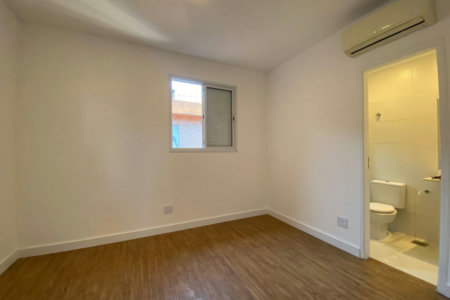Casa com 2 dormitórios à venda, 106 m² por R$ 580.000,00 - Marapé - Santos/SP