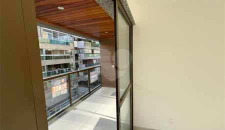 Cobertura à venda com 4 quartos, sendo 2 suítes,  em Tijuca, Rio de Janeiro, RJ