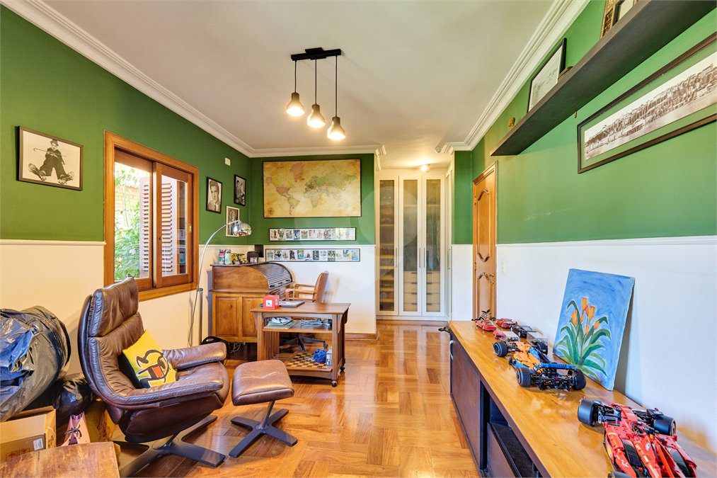 Casa à venda com 4 suítes no condomínio Fontana Verde, São Paulo - SP