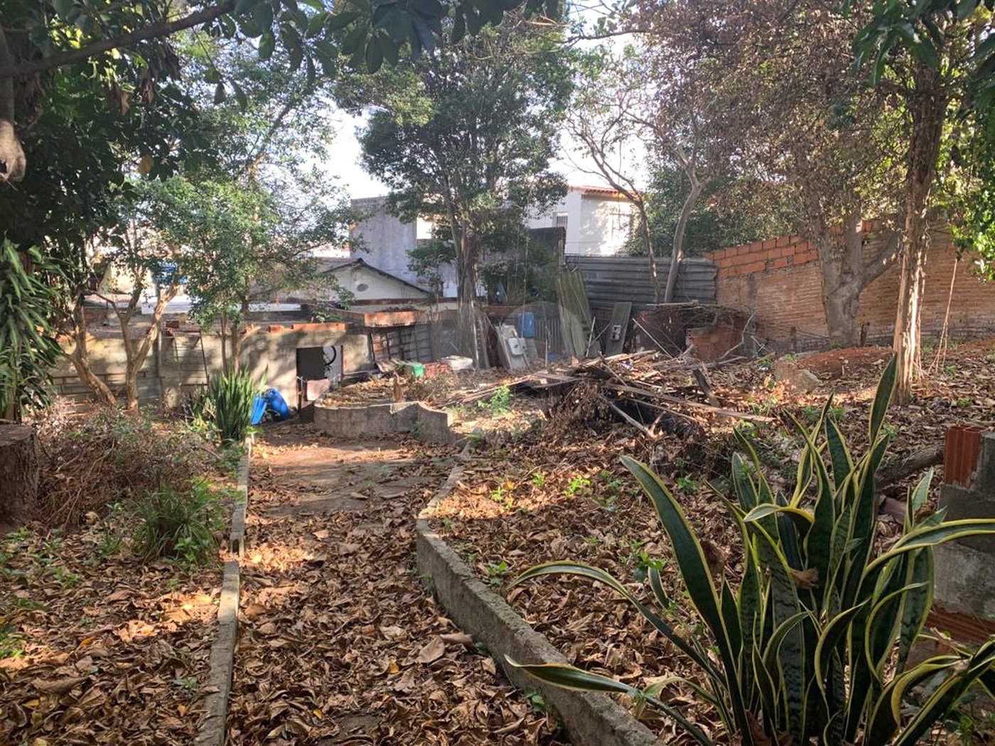 Terreno à venda com 2 quartos em Vila Nivi, São Paulo, SP