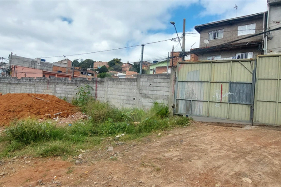 Terreno à venda em Guaianazes, São Paulo, SP