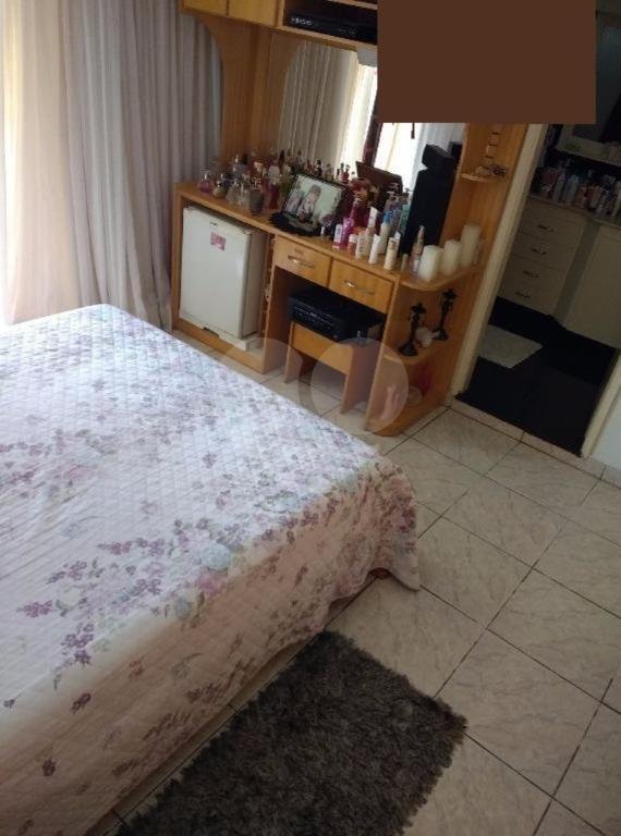 Sobrado à venda com 3 quartos, sendo 1 suíte, em Vila Medeiros, São Paulo, SP