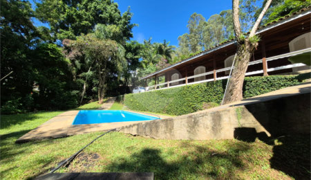 Casa Térrea à venda com 3 quartos, sendo 1 suíte,  em Serra da Cantareira, Mairiporã, SP