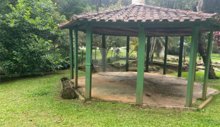 Casa à venda no condomínio Parque Imperial da Cantareira, Mairiporã - SP