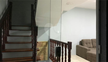 Sobrado à venda com 3 quartos, sendo 1 suíte,  em Jardim Esmeralda, São Paulo, SP