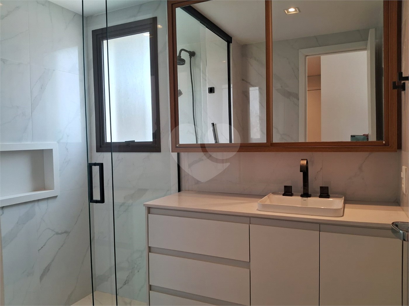 Apartamento à venda com 2 suítes em Bela Aliança, São Paulo, SP