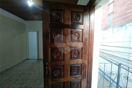 Casa Térrea à venda com 3 quartos em Santa Teresinha, São Paulo, SP